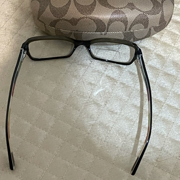 Coach eyeglasses and Case - Picture 5 of 6